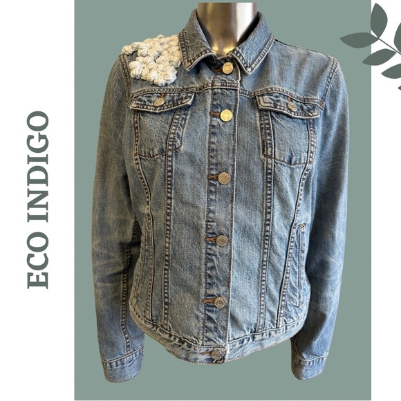 Eco Indigo Upcycled Jean Jacket Floral Crochet Flowers Cotton Blue Size Large - Picture 5 of 10